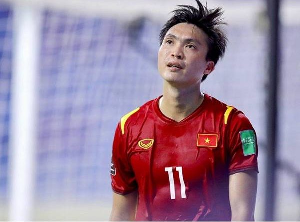 Nguyễn Tuấn Anh: tiền vệ đội tuyển Việt Nam