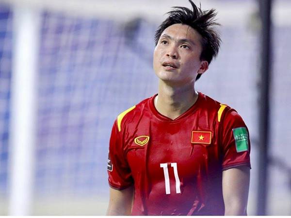 Nguyễn Tuấn Anh: tiền vệ đội tuyển Việt Nam