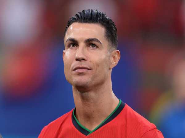 Cristiano Ronaldo (Bồ Đào Nha)