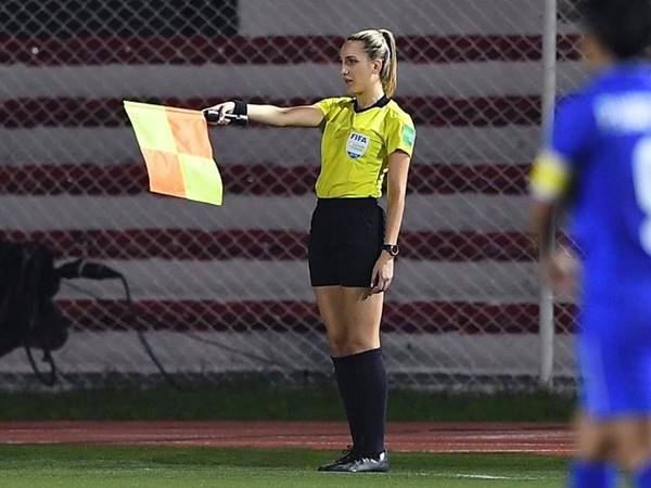 Trọng tài biên là gì?