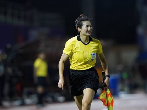 Nhiệm vụ và quyền hạn của trọng tài biên