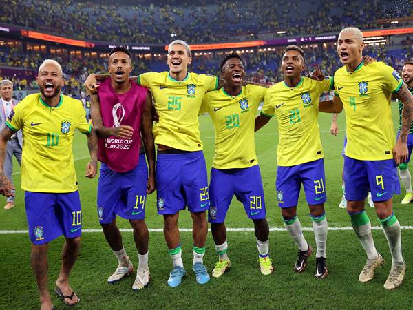 Vì sao Brazil giữ được vị trí độc tôn tại World Cup? Vì sao Brazil giữ được vị trí độc tôn tại World Cup?