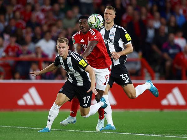 Những lưu ý cần nhớ khi thực hiện pressing đối thủ liên tục