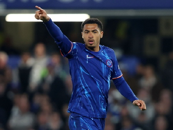 Top những trung vệ trẻ hay nhất hiện nay: Levi Colwill