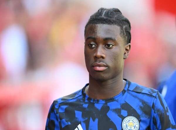 Chuyển nhượng BĐ: Real tìm ra người thay thế Vinícius Jr