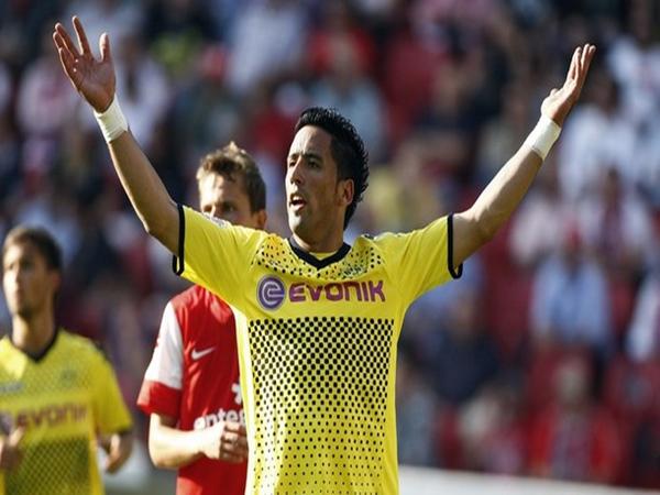 Các cầu thủ Dortmund Lucas Barrios