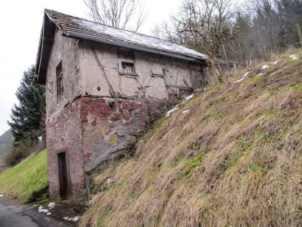 Ý nghĩa chung của khi nằm mơ thấy nhà cũ của mình