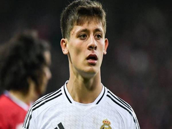 Tin chuyển nhượng: Chelsea tranh mua Arda Guler với Arsenal